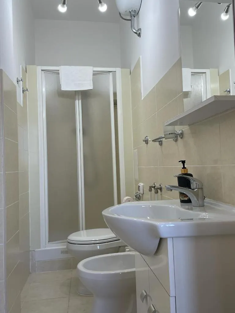C3 - Iun R5385 Hotel Cagliari Vendégház